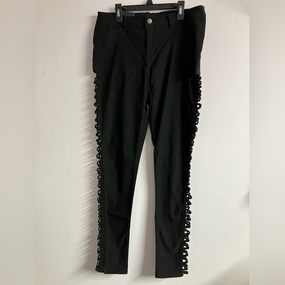 American Bazi Women’s Super Skinny High Rise Jeggings, 1X, Black, NWT, Cut Outs - Picture 1 of 10